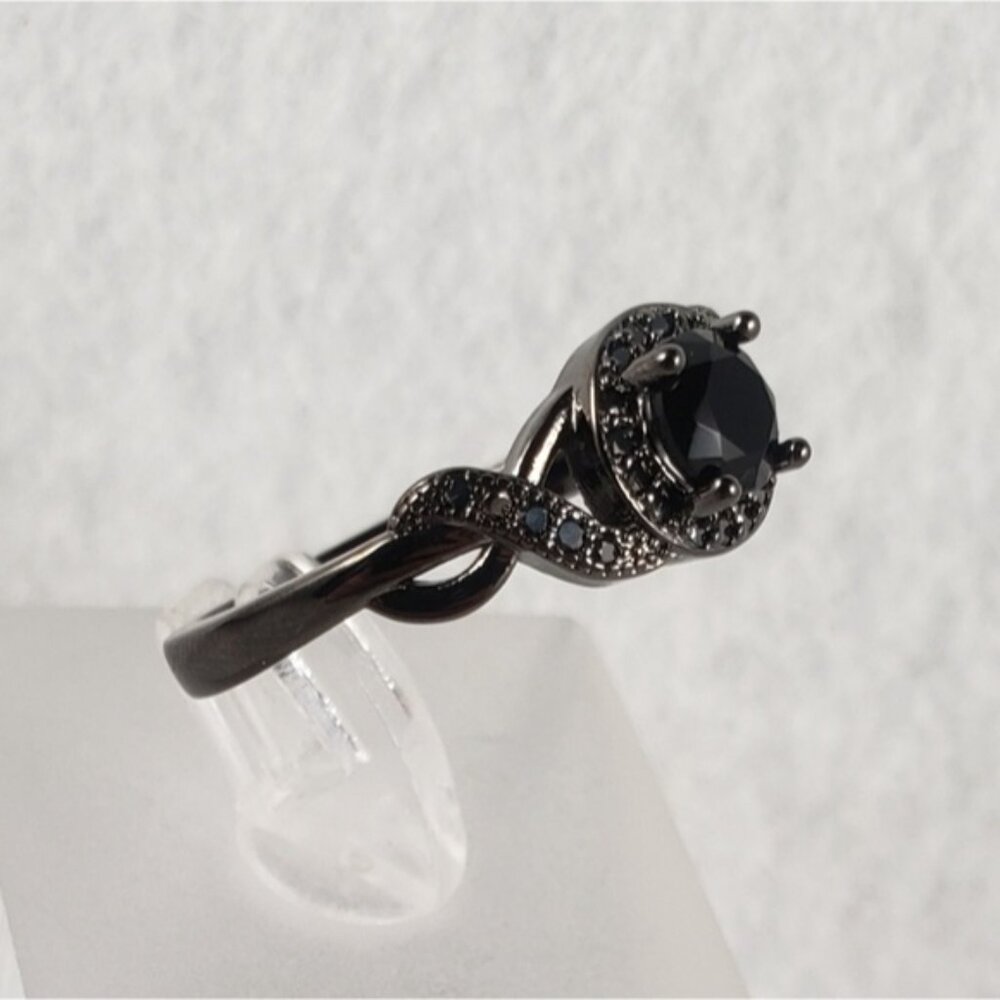 18k Over Sterling Black Ring - Picture 2 of 8